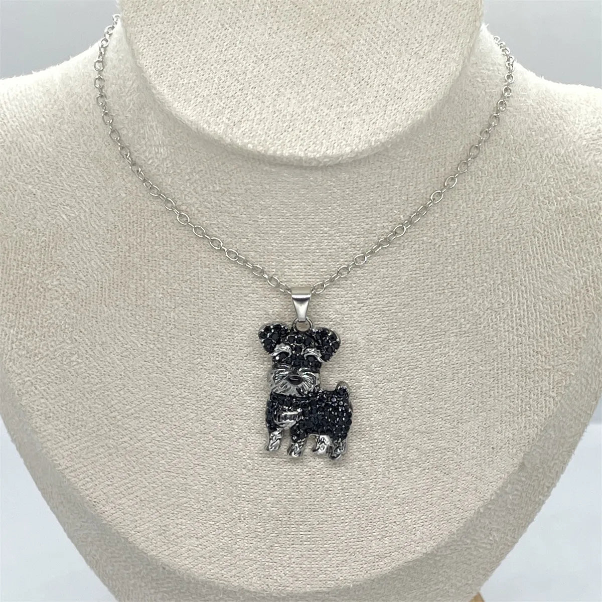 Exquisite and Cute Schnauzer Dog Pendant Necklace for Women Elegant Pet Puppy Jewelry Animal Accessories Dog Lovers Gift